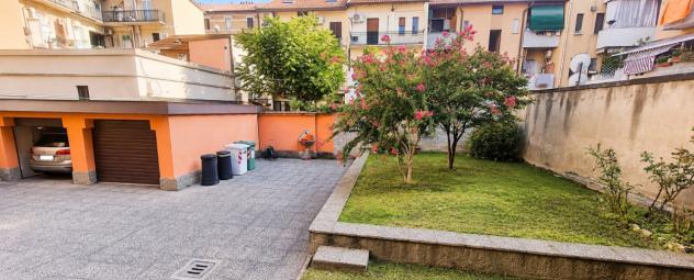 Via Levi, proponiamo appartamento biesposto in una palazzina bifamiliare con giardino privato, ristrutturata nel 2007. L'immobile è composto da ingr - Foto 11