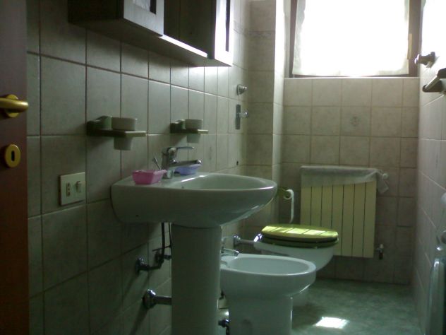 ampio monolocale ristrutturato - Foto 9