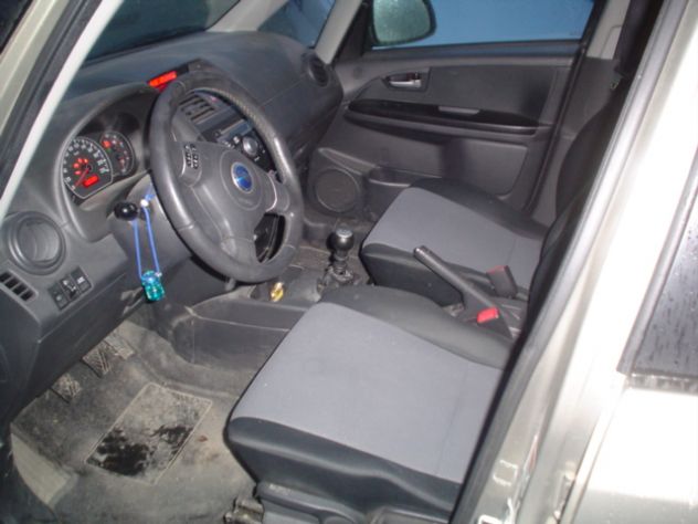 Fiat Sedici 1.9 MJT 120CV 4x4 Emotion - Foto 7