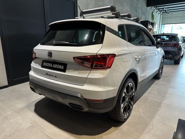 SEAT Arona Arona 1.0 ecotsi Black Edition 95cv *PREZZO REALE NON VINCOLATO* - Foto 4