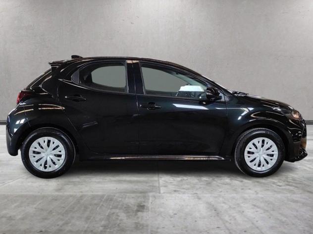 Toyota Yaris YARIS 1.5 TNGA HEV 115 E-CVT BLACK MET - Foto 4