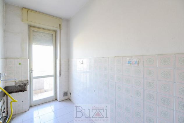 Appartamento di 86 m² con 3 locali e box auto in vendita a Seregno - Foto 11