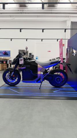 HONDA WN7 Standard rif. 23900536 - Foto 2