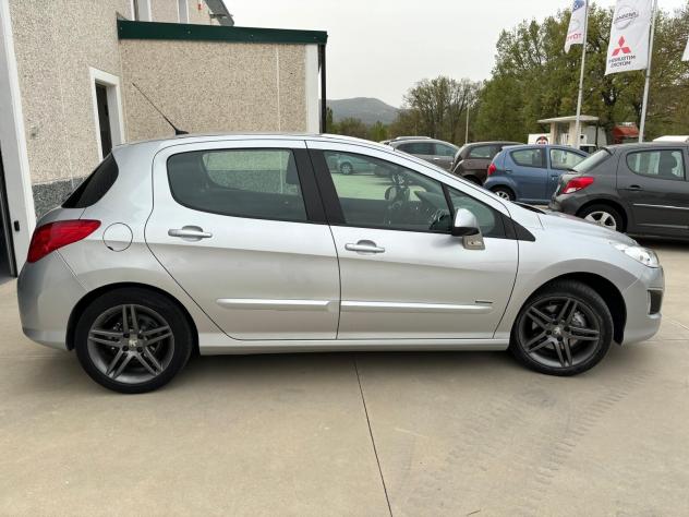 Peugeot 308 2.0 HDi 150CV 5p. Sport - Foto 4