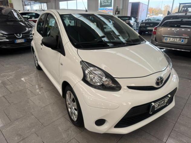 TOYOTA Aygo 1.0 12V VVT-i 5 porte Active Connect rif. 24096888 - Foto 8