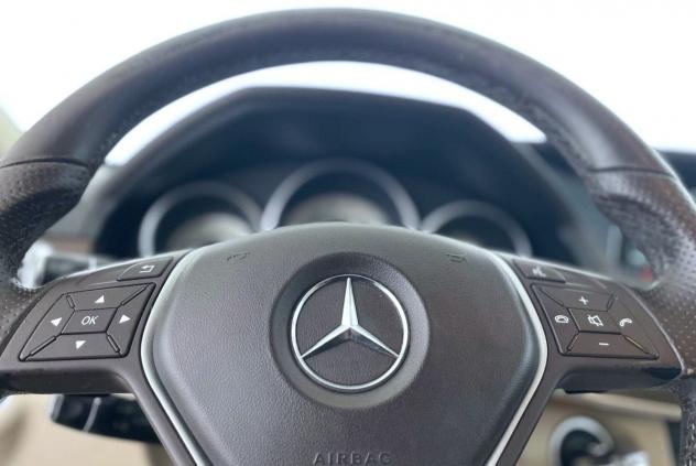Mercedes-Benz Classe E E 300 BlueTEC Hybrid Premium IVA ESPOSTA ** OFFERTA RISERVATA SOLO PER OPERATORI DEL SETTORE ** - Foto 8