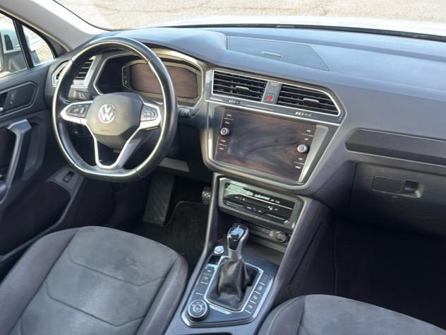 Volkswagen Tiguan Tiguan 2.0 TDI 150 CV SCR DSG 4MOTION Elegance - Foto 10