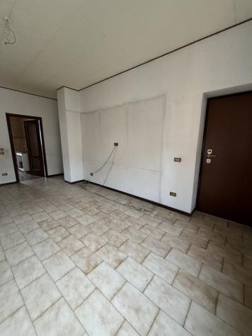 APPARTAMENTO di 4 vani e di 115 mq (PAVIA) rif. STAZIONE205