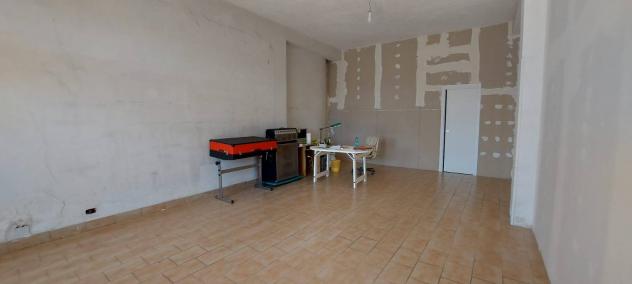 Ufficio in affitto a Monteforte Irpino, Alvanella