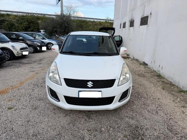 Suzuki Swift 1.3 DDiS 5 porte B-Top-2014 - Foto 2