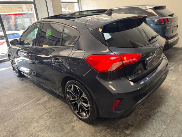 Ford Focus 1.5 TDCi 120 CV ST-Line Tetto apribile - Foto 10