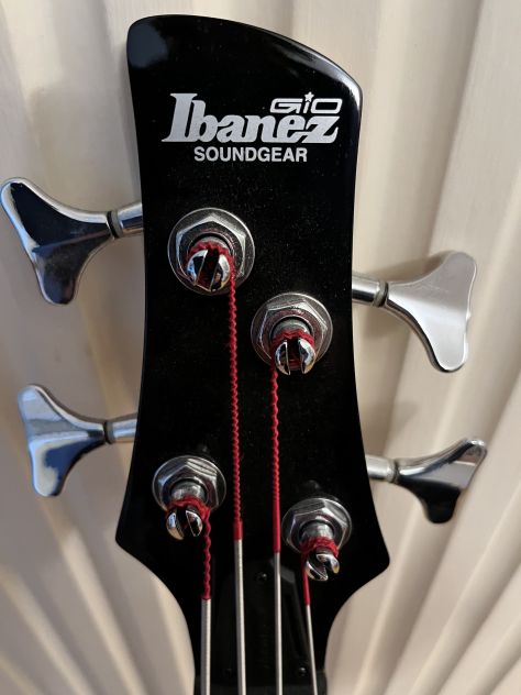 Basso Ibanez GSR200 della serie GIO, con astuccio - Foto 5