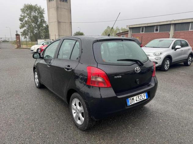 TOYOTA Yaris 1.0 5 porte Sol rif. 24189492 - Foto 5