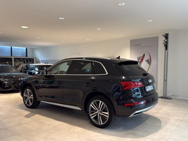 Audi Q5 2.0 TDI 190cv quattro S tronic Pelle Fari LED 20” - Foto 6