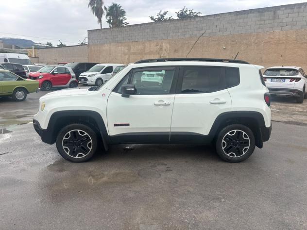 Jeep Renegade 2.0 Mjt Trail Hawk 4wd CV 170 Aut. - Foto 7