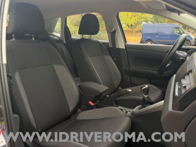 VOLKSWAGEN Polo Polo 1.0 tsi Life 95cv "SMOKY GREY MATALLIC" rif. 24006181 - Foto 8