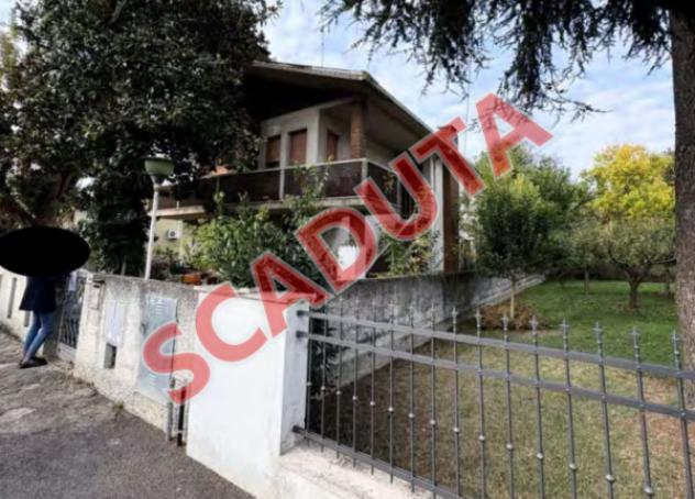 Immobile in asta di 140 m² in vendita a Tresignana