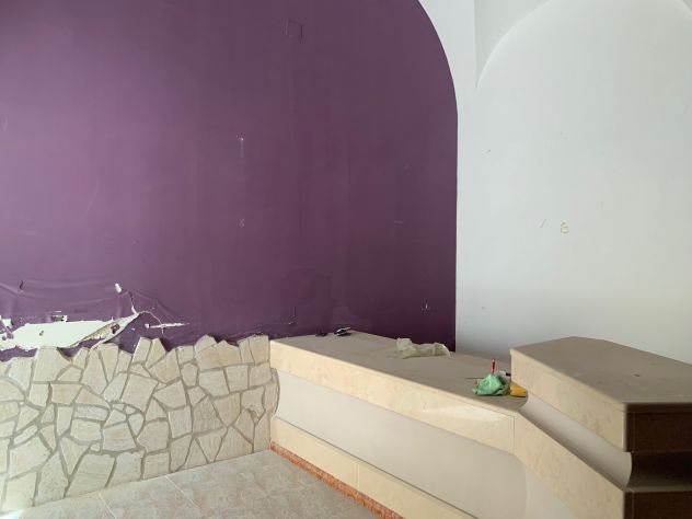 LOCALE IN ZONA CENTRALISSIMA - Foto 4