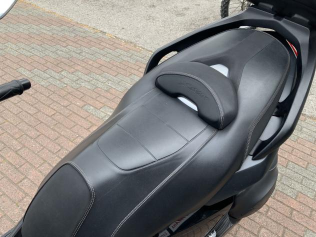 Yamaha X-Max 400 IRON MAX top case ABS - Foto 7