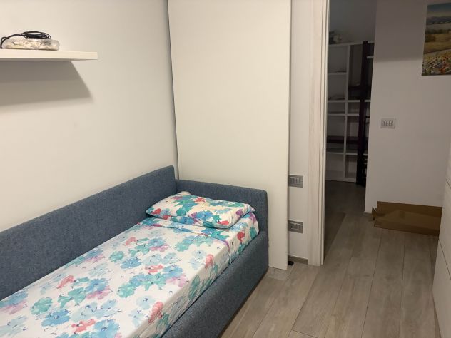STANZA SINGOLA A 100 METRI DALLA MM PASTEUR - Foto 4