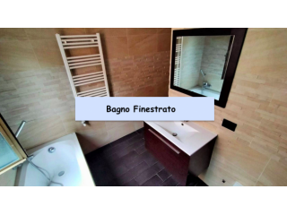CENTOCELLE BILOCALE ARREDATO CON BALCONE