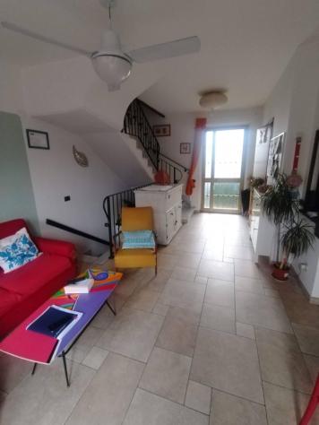 casa indipendente in vendita a Massa in zona Marina di Massa