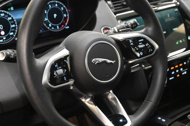 JAGUAR E-Pace (X540) E-Pace 1.5 I3 160 CV Auto R-Dynamic SE - Foto 10
