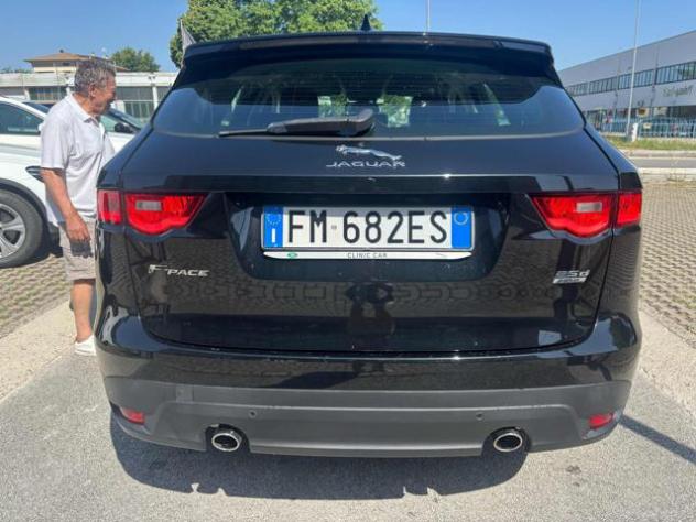 JAGUAR F-Pace 2.0 D 240 CV AWD aut. Prestige rif. 22494356 - Foto 4