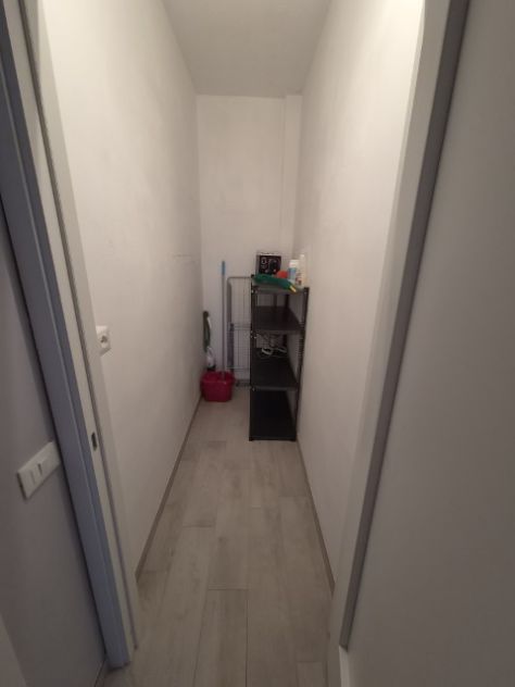 APPARTAMENTO TOTALMENTE RISTRUTTURATO E FINEMENTE ARREDATO - Foto 9