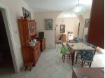 VENDESI A IMPERIA CASTELVECCHIO APPARTAMENTO IN ORDINE E ARREDATO  CON CORT &hellip;