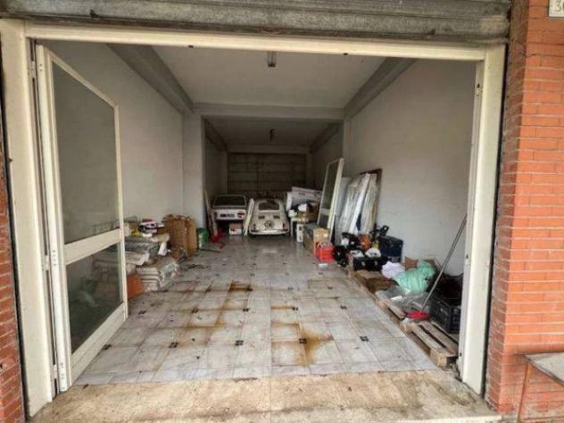 Immobile in asta di 254 m² con più di 5 locali e box auto doppio in vendita a Montecalvo Irpino - Foto 2
