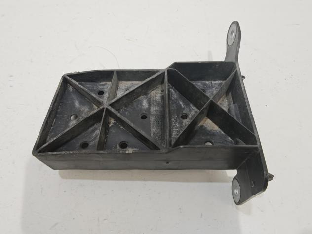 GUIDA PARAURTI ANTERIORE DX RENAULT Twingo III serie 620928531R 620928531R Benzina 1.0 (14) - Foto 6