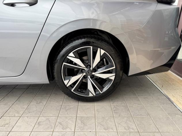 Peugeot 308 1.5 Bluehdi Allure S&s 130cv Eat8 - Foto 9
