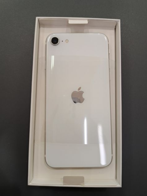 iPhone se 2gen 128Gb - 12 mesi di garanzia