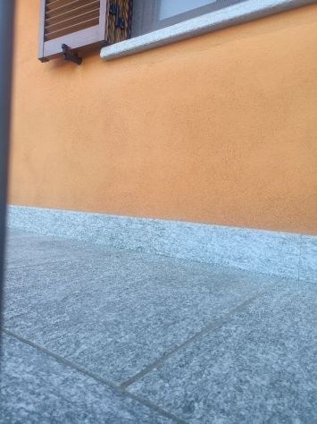 Battiscopa in pietra naturale o fiammata - Foto 10