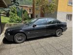Opel Antara e BMW 520i