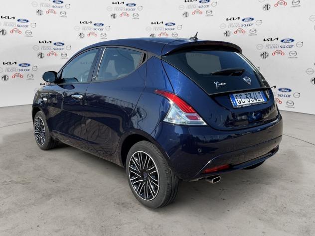 Lancia Ypsilon 1.0 70cv Firefly Hybrid S&S Gold - Foto 4