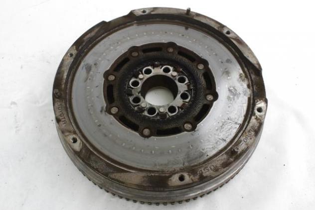 13450-0R010 VOLANO CON CORONA DENTATA TOYOTA AVENSIS 2.2 D 110KW 6M 5P (2006) RICAMBIO USATO