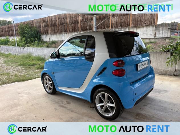 Smart fortwo coupe Fortwo 1.0 mhd Pulse 71cv FL - Foto 4