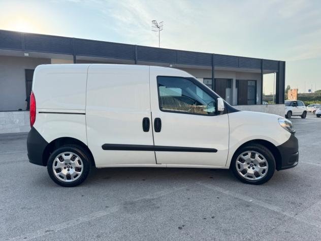 Fiat Dobl1.6 MJT 105CV 3 POSTI PC-TN Cargo Lamierato SX - Foto 6