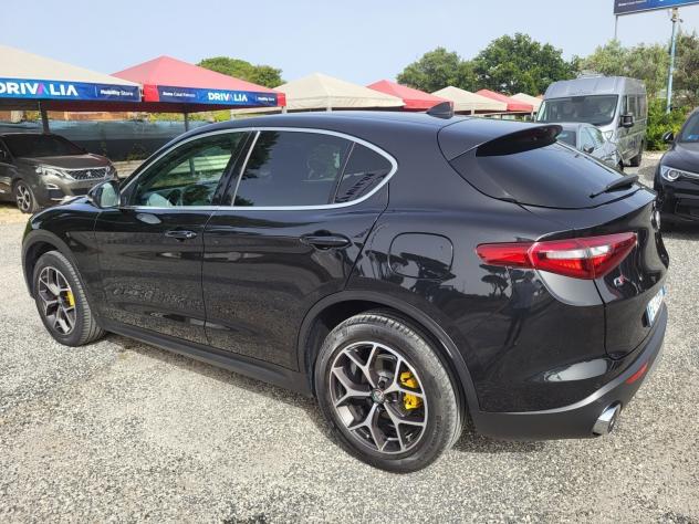 Alfa Romeo Stelvio 2.2 Turbodiesel 210 CV AT8 Q4 Executive - Foto 6