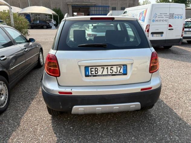 Fiat Sedici 2.0 MJT 16V DPF 4x4 Emotion - Foto 8