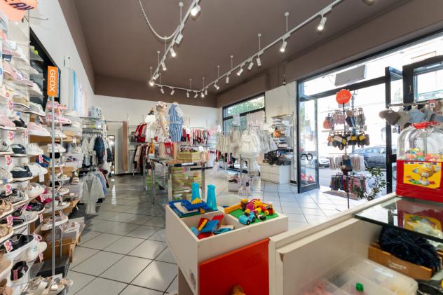 Abbigliamento in vendita a Belpasso - Foto 17