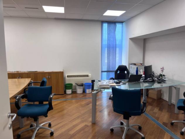 Immobile di 2100 m² con 3 locali in vendita a Brescia - Foto 4