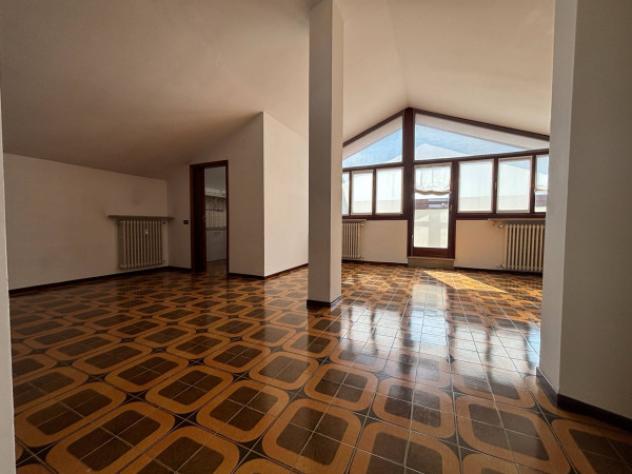 Appartamento di 120 m² con 3 locali in affitto a Lallio - Foto 7
