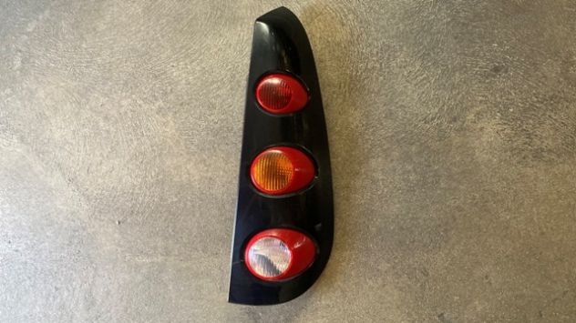 Fanali posteriori Smart ForFour W454 del 2005 - Foto 3