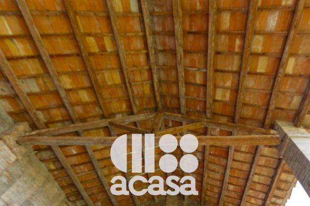CASA COLONICA NON VINCOLATA CON FIENILE - Foto 14