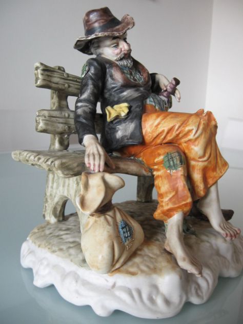 CAPODIMONTE ANZIANO CON FIASCO ORIGINALE!!!!! PERFETTO!!!!! - Foto 4