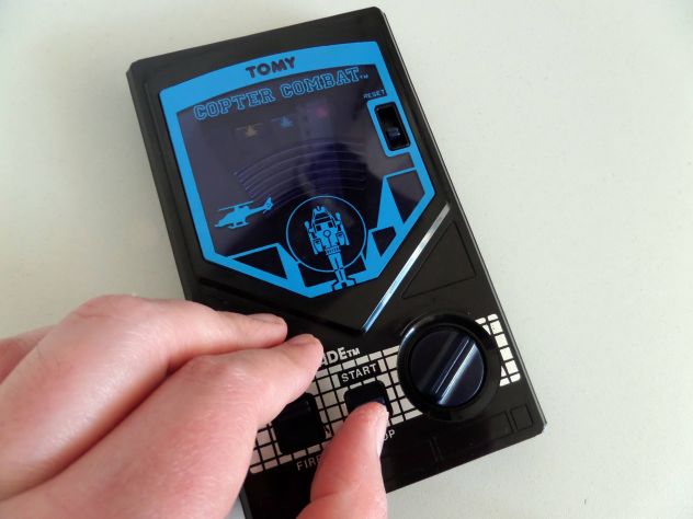 Tomy, Pocket Arcade "Copter combat" anni 80, funzionante - Foto 5