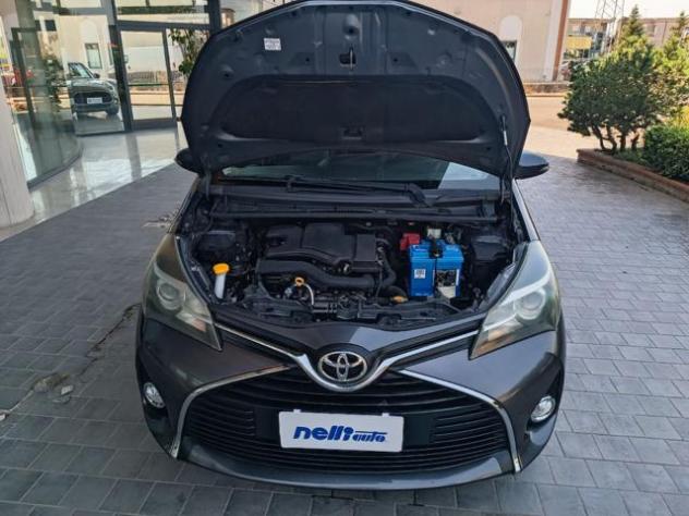 TOYOTA Yaris 1.0 5 porte Active rif. 23983824 - Foto 9